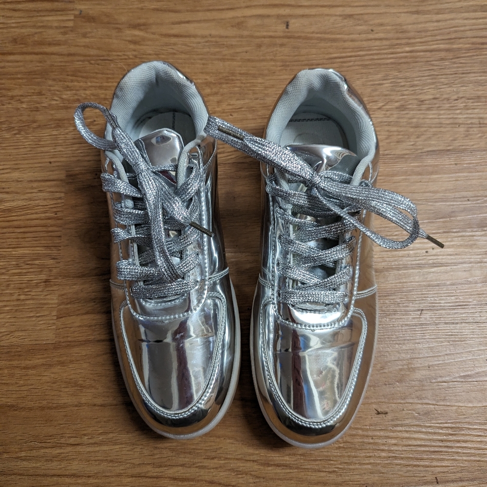 Women's Silver Metallic Sneakers/Trainers Size 9